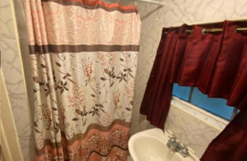 Regency Park Apartment | Regency Rentals
