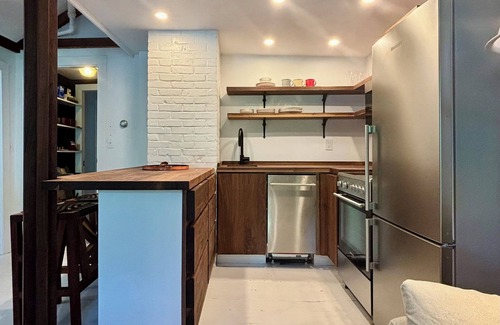 Salisbury Apartment | Renovated Apartment on Main St.