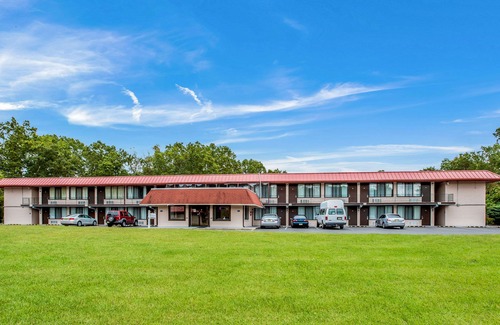 Winslow Hotel | Rodeway Inn Hammonton