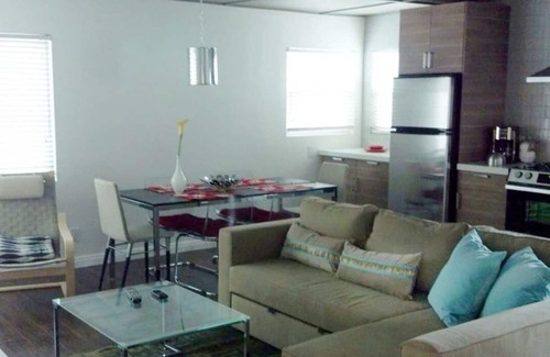 Santa Ana Heights Apartment | Seashore Drive Beauty steps to sand