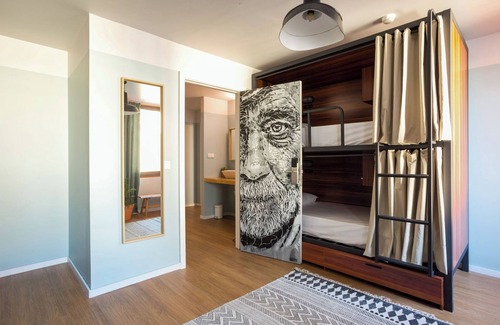 Misericordia Hostel | Selina Secret Garden Lisbon - Hostel