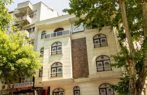 Iskenderpasa Apartment | Stylish flat with Sauna in old town of Istanbul!