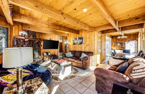Sugarloaf House | Sugarloaf's Best Kept Secret