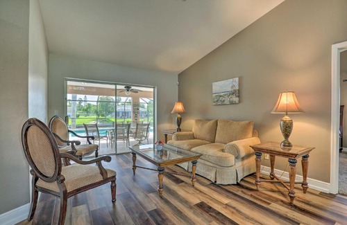 Caloosahatchee House | Sun-Lit Gem with Lanai, Hot Tub and Boat Dock!