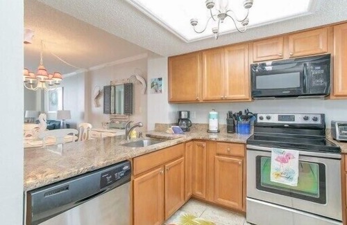 Orange Beach Condo | Sunswept 2BR Direct Gulf Front - OPEN SEPT 28-OCT 5, OCT 26-NOV