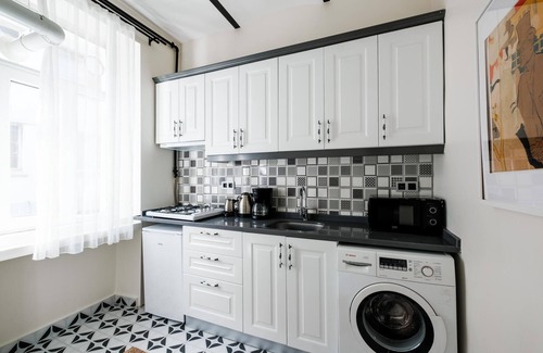 Galata Apartment | Unique Flat w 5 min to Galata Tower, Istiklal Ave