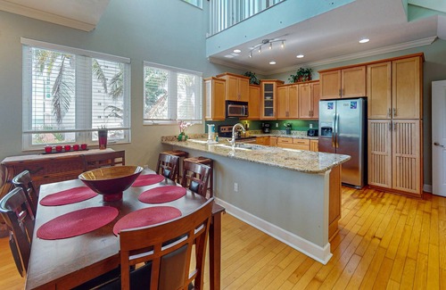 Holmes Beach Villa | Upscale tropical getaway with private pool & spa, & elevator - walk to the beach