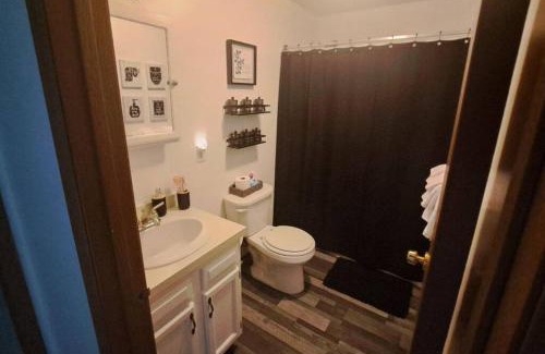 Niagara Falls Apartment | Urban Industrial- Great Location