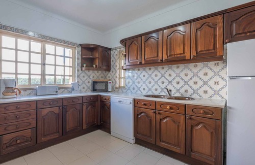 Sesmarias House | Villa Nora by Gabi Miguel