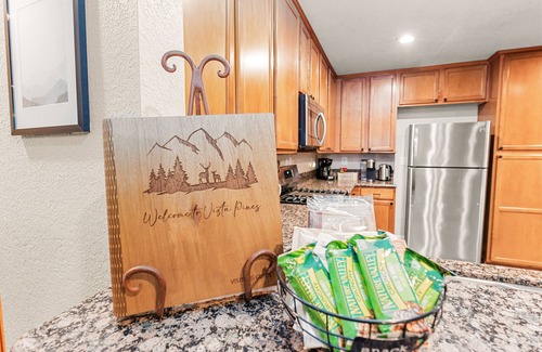 Sugarloaf House | "Vista Pines" w/Hot Tub, Deck, Arcades, King Bed, & BBQ-Dog Friendly