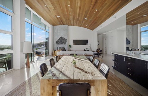 Central Malibu Villa | Winding Way - Modern Malibu Masterpiece with Unobstructed Ocean Views