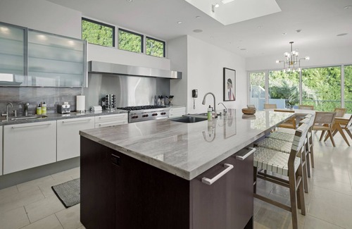 Central Malibu Villa | Winding Way - Modern Malibu Masterpiece with Unobstructed Ocean Views