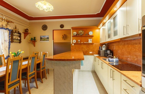 Balatonkiliti House | Wonderful private villa for 10 guests with A/C, WIFI, private pool, TV and patio