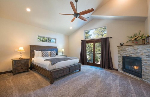 South Lake Tahoe House | Woodsong Meadows