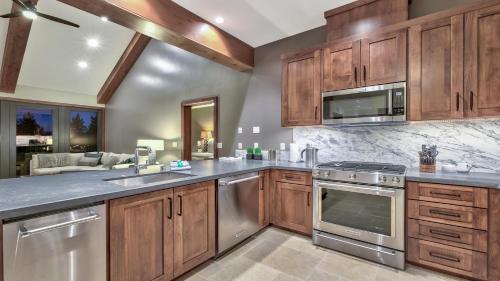 South Lake Tahoe Apartment | Zalanta 313