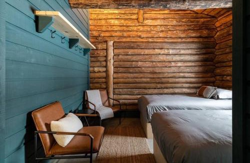 Saint-Simeon Ski Chalet | ÖBois Charlevoix - L'Écurie 3 Studio