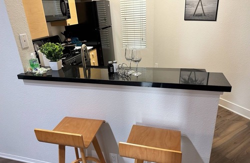 Marina del Rey Apartment | 1 bd Apt in Marina Del Rey - Venice. Resort style complex with premium amenities