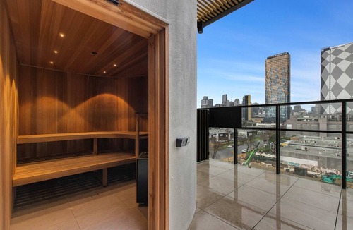 South Melbourne Apartment | 1-Bed Resort with Study and Gym