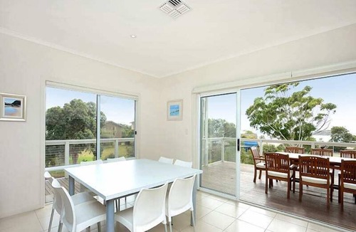 Encounter Bay House | 1 Viking St - Spacious Family Home with Sea Views