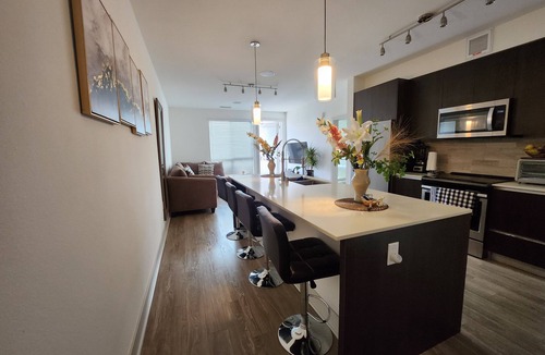 Grantville Apartment | 10 minutes from downtown! spacious apartment in a privileged area