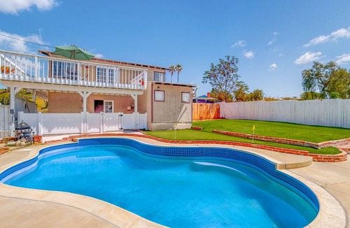 Lake Elsinore House | 104 m² House ∙ 3 bedrooms ∙ 6 guests