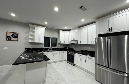 Garden Grove House | 111 m² House ∙ 3 bedrooms ∙ 8 guests