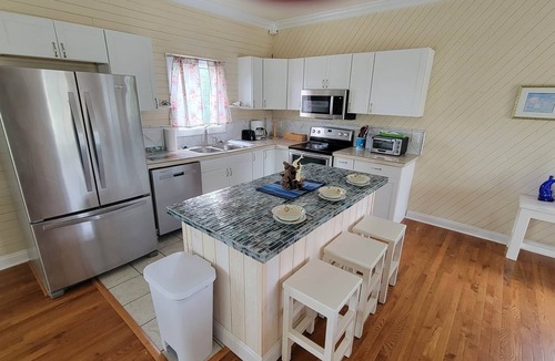 Tuckahoe House | 114 Sandbar, Oceanside, Pool, Private Beach Access