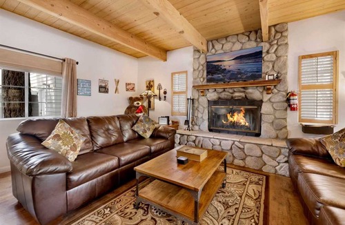 Sugarloaf Cabin | 116 m² House ∙ 3 bedrooms ∙ 7 guests