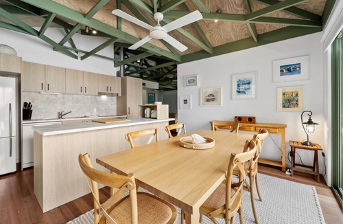 Point Lookout Apartment | 13 Pt Lookout Beach Resort by Discover Stradbroke