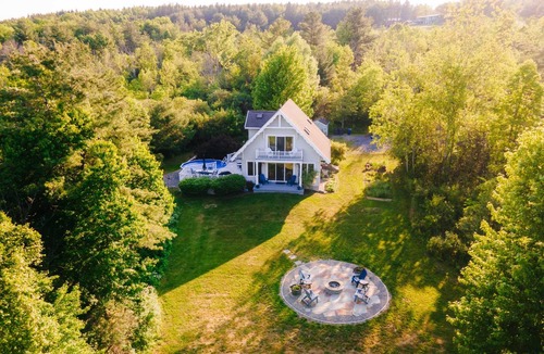 Hammondsport House | 130 m² House ∙ 3 bedrooms ∙ 6 guests