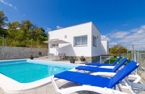 Mont Barbat Villa | 130 m² Villa ∙ 3 bedrooms ∙ 6 guests