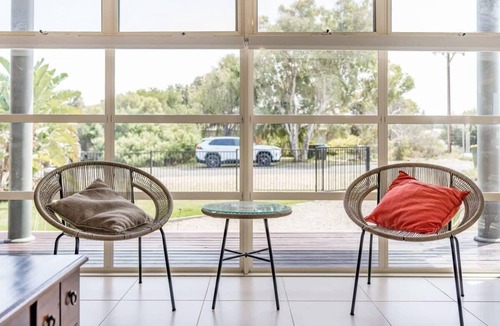 Goolwa South House | 14 Colman Rd - Modern Holiday Home close to the River and Golf Course!