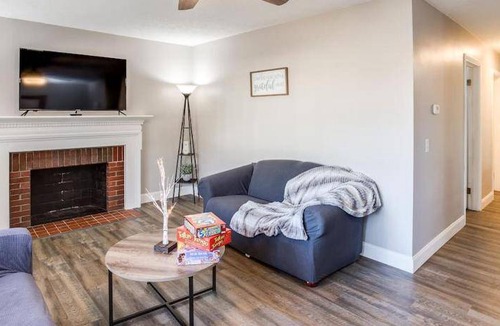 East Rochester House | 153 m² House ∙ 3 bedrooms ∙ 12 guests