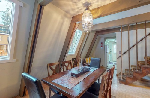 South Lake Tahoe House | 154 m² House ∙ 3 bedrooms ∙ 10 guests