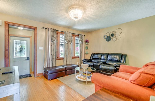 Cheektowaga House | 157 m² House ∙ 4 bedrooms ∙ 9 guests