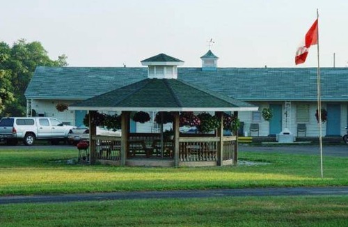 Westfield Hotel | 16 m² Motel ∙ 6 guests