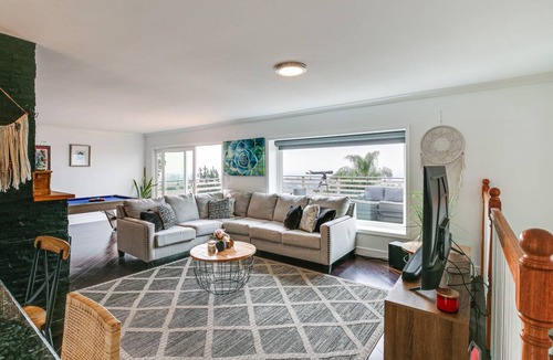 Whittier House | 163 m² House ∙ 3 bedrooms ∙ 8 guests