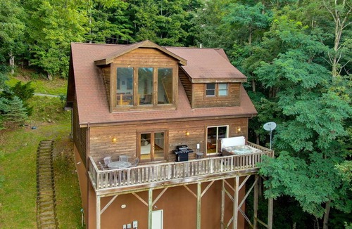 Seven Devils Cabin | 180 m² Cabin ∙ 3 bedrooms ∙ 10 guests