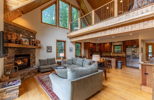 Seven Devils Cabin | 180 m² Cabin ∙ 3 bedrooms ∙ 10 guests