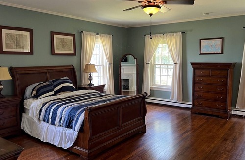 Derby House | 1920s lakefront estate