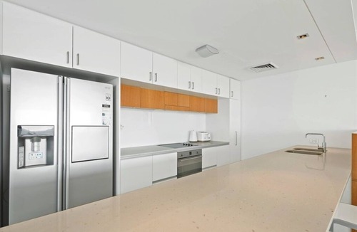 Airlie Beach Apartment | 2 Bedroom Superior Apartment