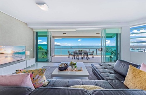 Airlie Beach Apartment | 2 Bedroom Superior Apartment