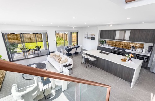 Sunnybank Hills House | 2024 Brand-new 5BR Comfort House in SunnybankHills