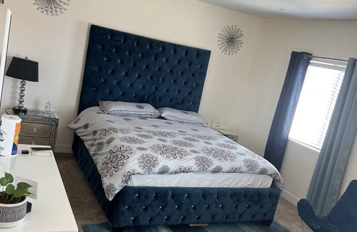 Rancho Dominguez Condo | 204 m² Condo ∙ 4 bedrooms ∙ 8 guests
