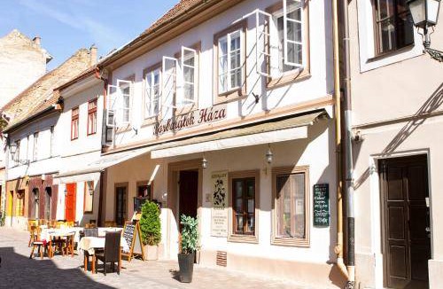 Gyor Bed & Breakfast | 22 m² Bed and breakfast ∙ 2 guests
