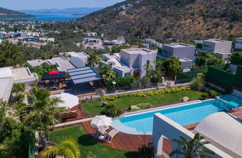 Bodrum Hotel | 230 m² Hotel ∙ 4 bedrooms ∙ 9 guests