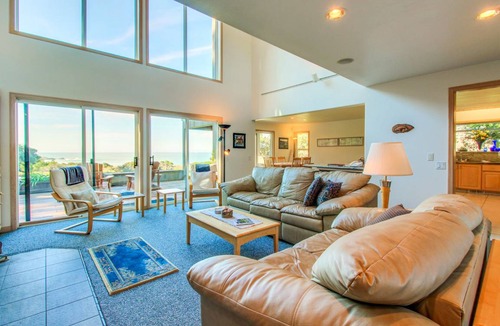 Sea Ranch House | 252 m² House ∙ 3 bedrooms ∙ 6 guests