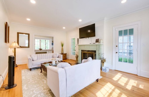 Cleveland House | 257 m² House ∙ 3 bedrooms ∙ 6 guests