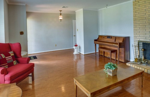 Montgomery House | 258 m² House ∙ 4 bedrooms ∙ 8 guests