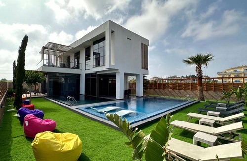 Kadriye Resort | 276 m² Resort ∙ 3 bedrooms ∙ 8 guests